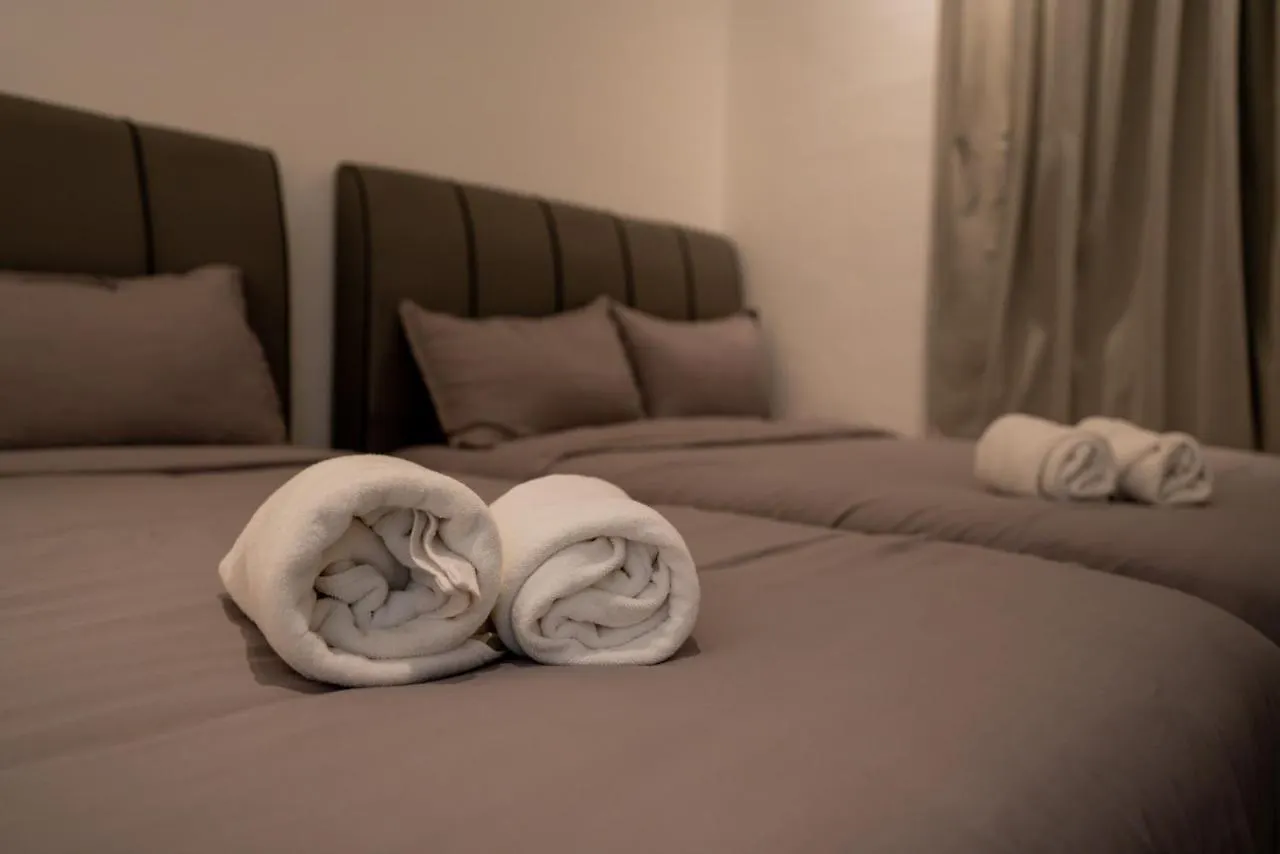 Ipoh Tambun Lost World Sunway Onsen Suite 2R 8Pax Mira Theme Park View