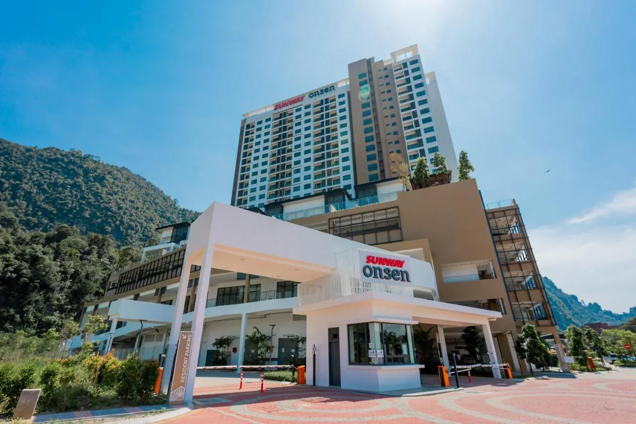 アパート Ipoh Tambun Lost World Sunway Onsen Suite 2R 8Pax Mira Theme Park View